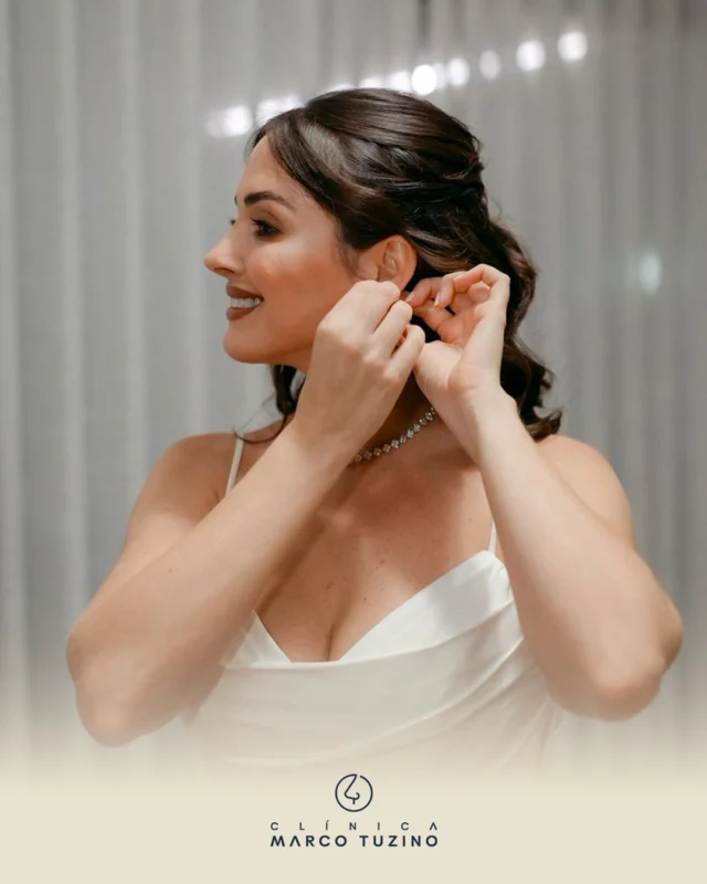 Naturalidade e harmonia após uma #rinoplastiamarcotuzino 🥰

👃
👃🏻
👃🏼
👃🏽
👃🏾
👃🏿

#drmarcotuzino #rinoplastia